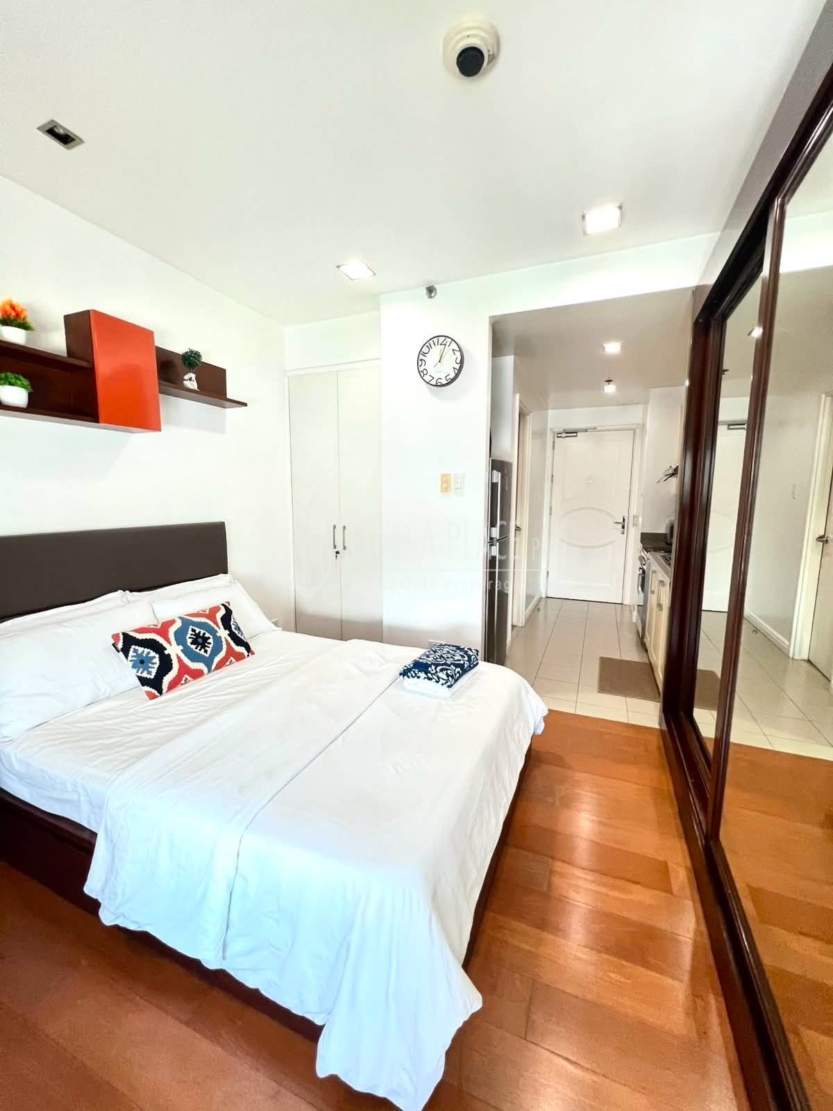 FOR RENT ONE ROCKWELL EAST TOWER, Studio