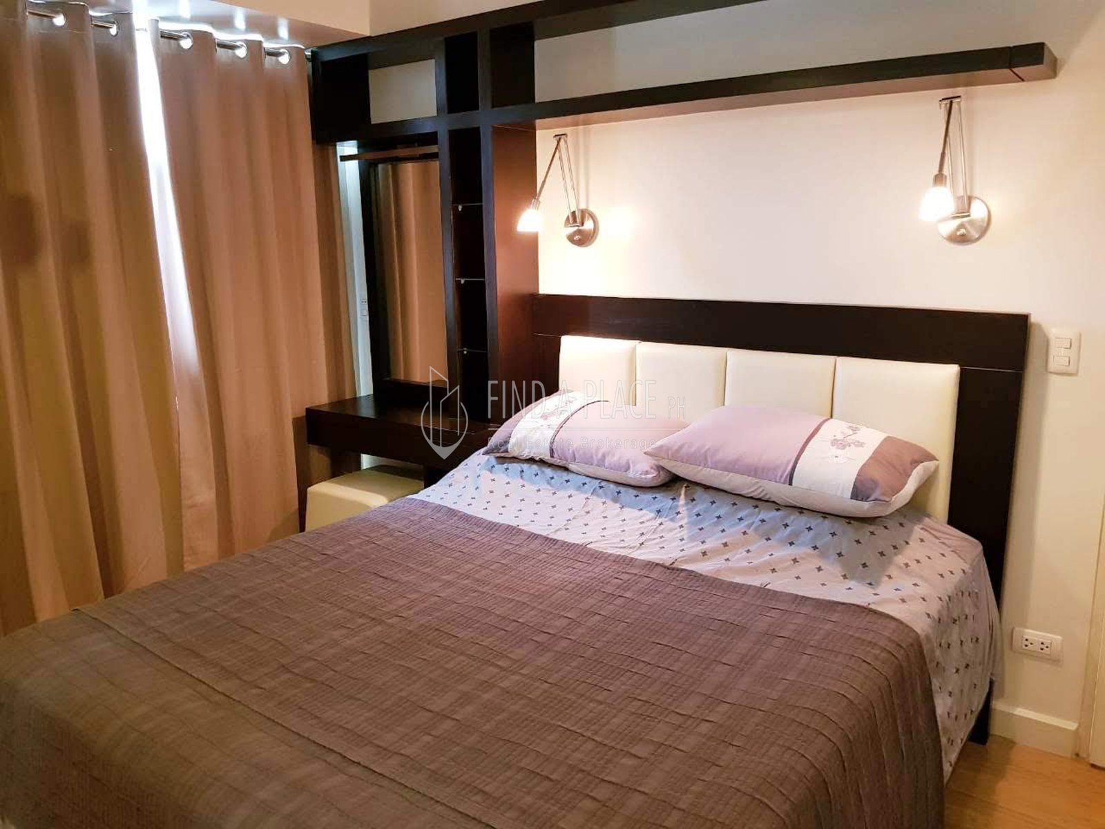 FOR LEASE TWO SERENDRA RED OAK 2 Bedroom