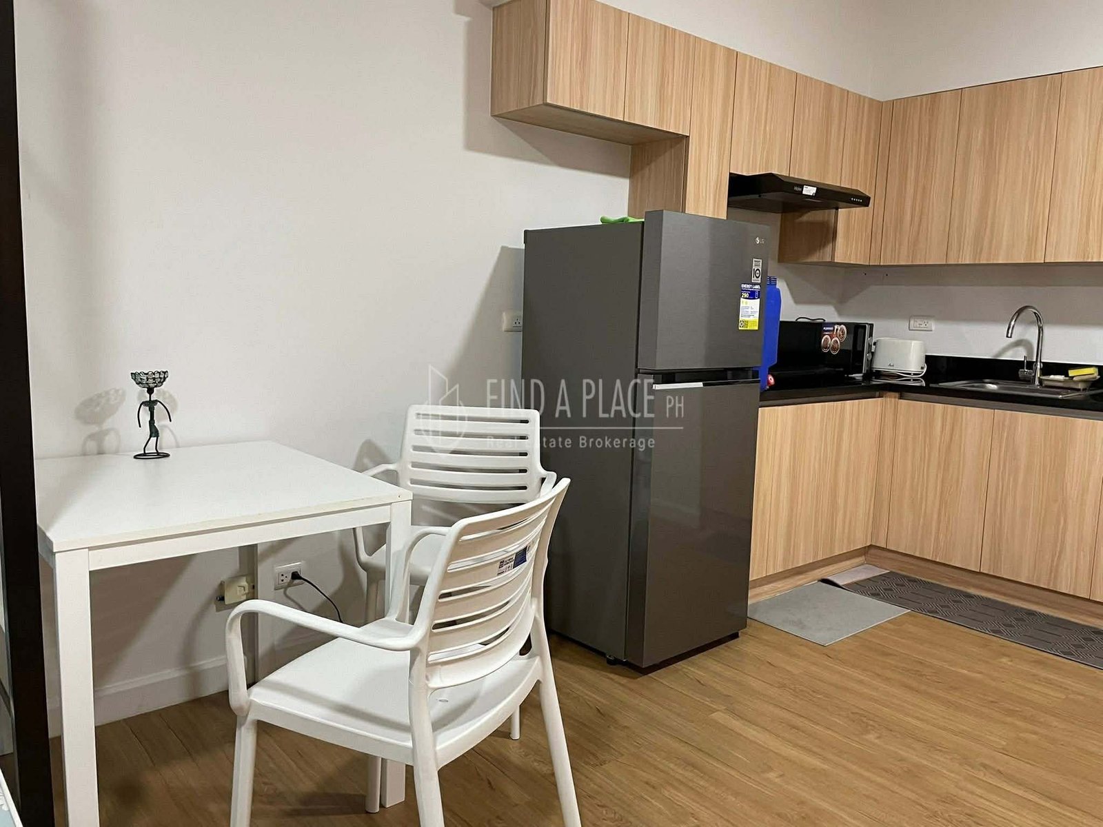 Property media 4